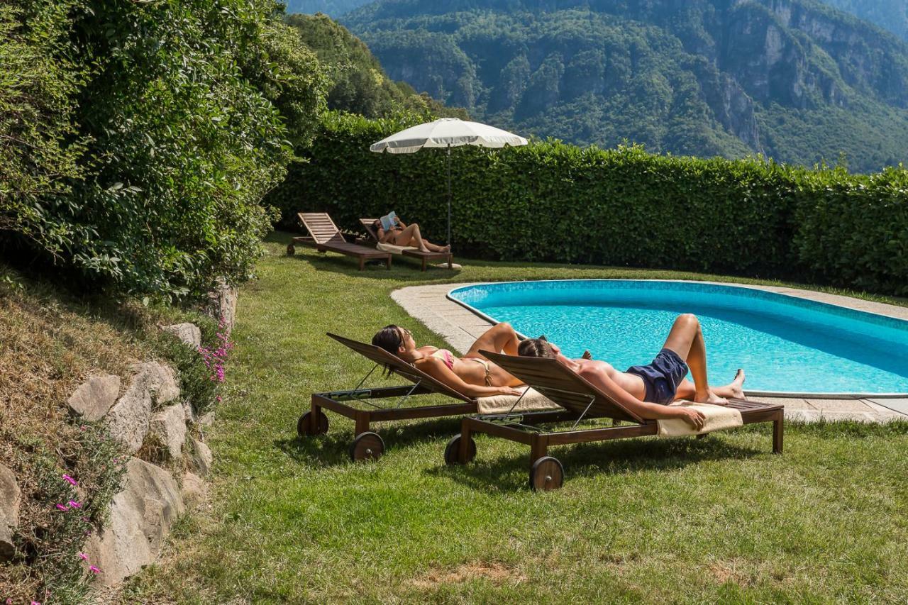 Engadinerhof Villa Montagna Bagian luar foto